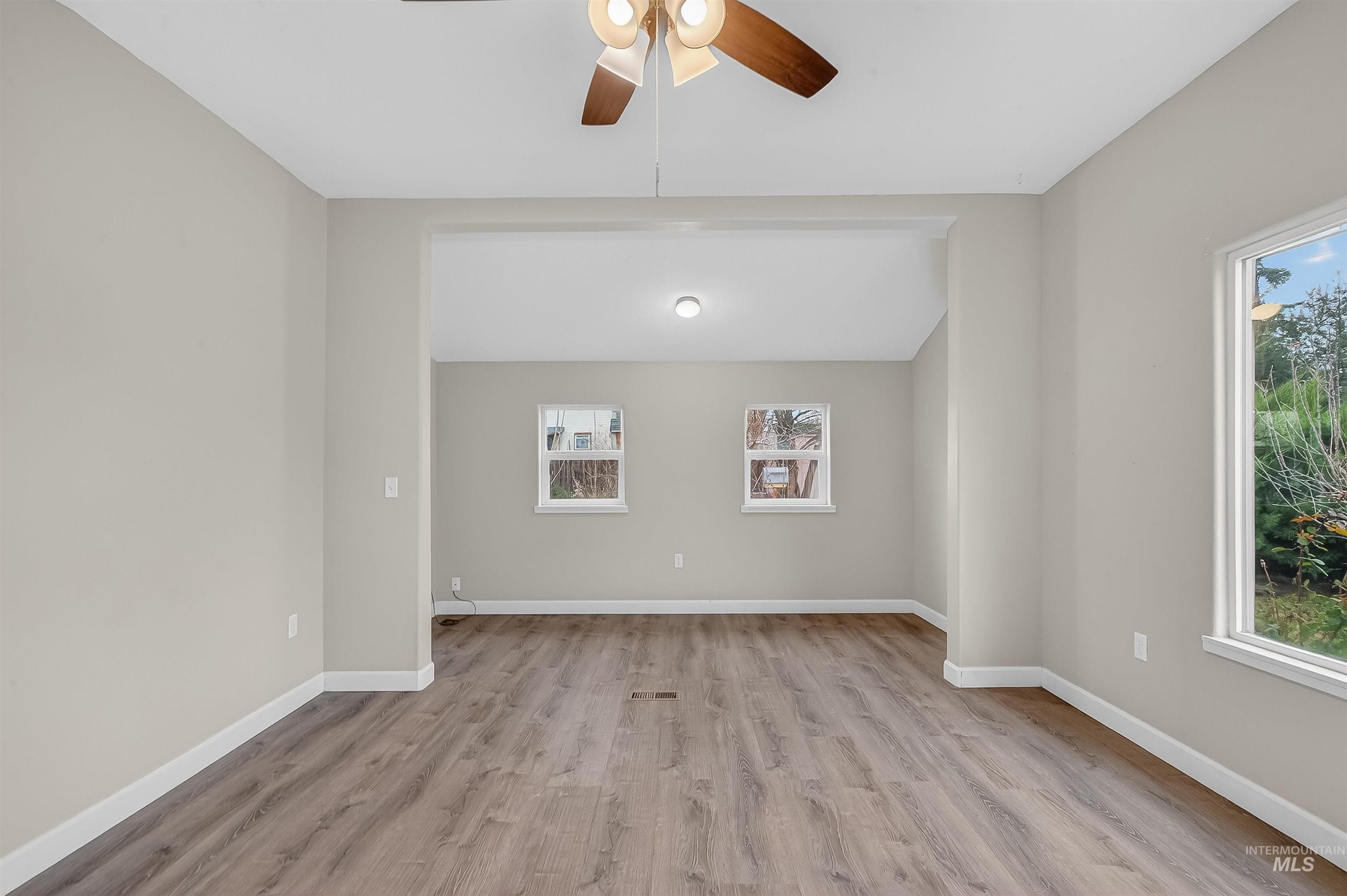 833 8th St, Clarkston, WA 99403 — photo 3