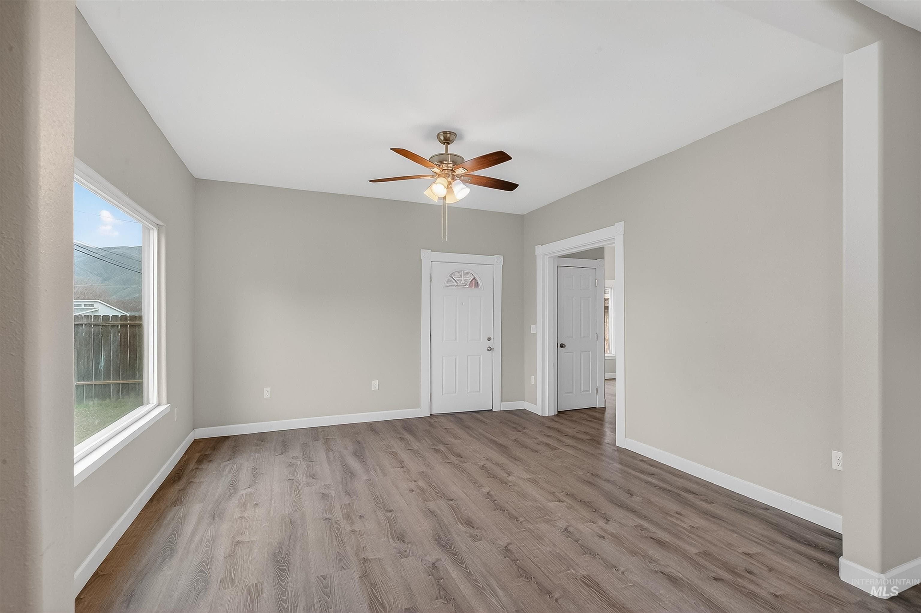 833 8th St, Clarkston, WA 99403 — photo 4