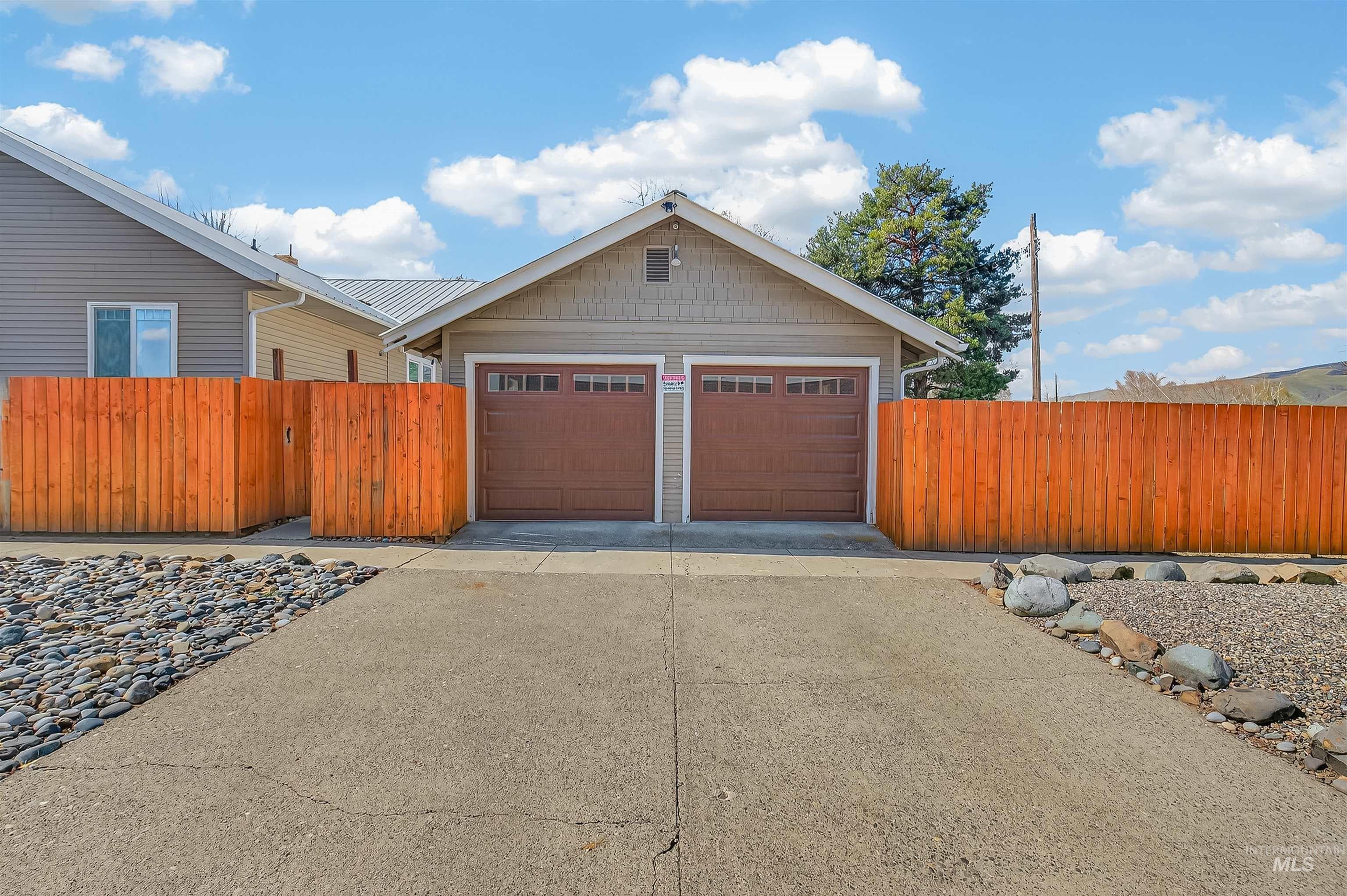 1025 10th Ave, Lewiston, ID 83501 — photo 3