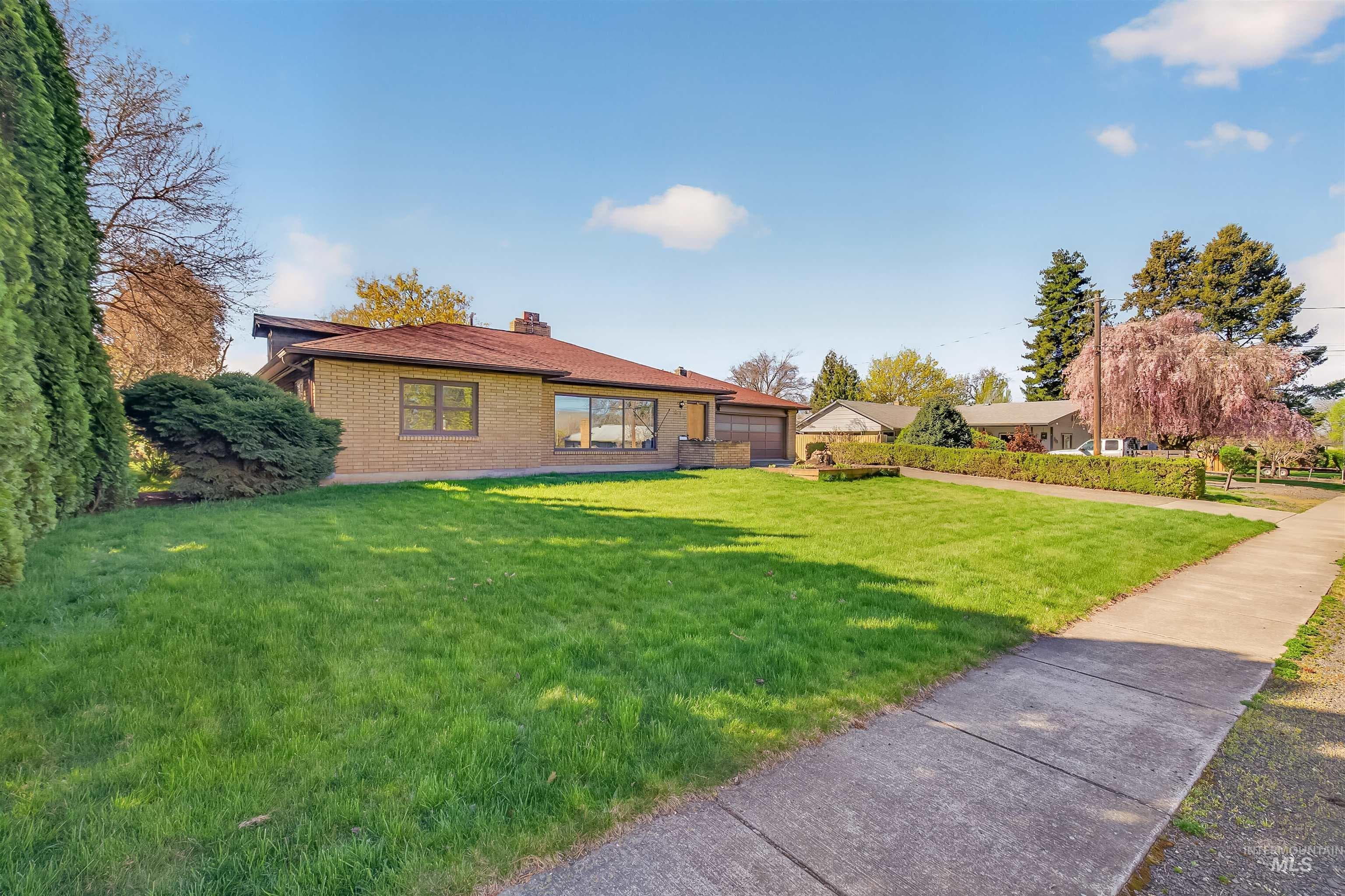 412 Warner Ave, Lewiston, ID 83501 — photo 2