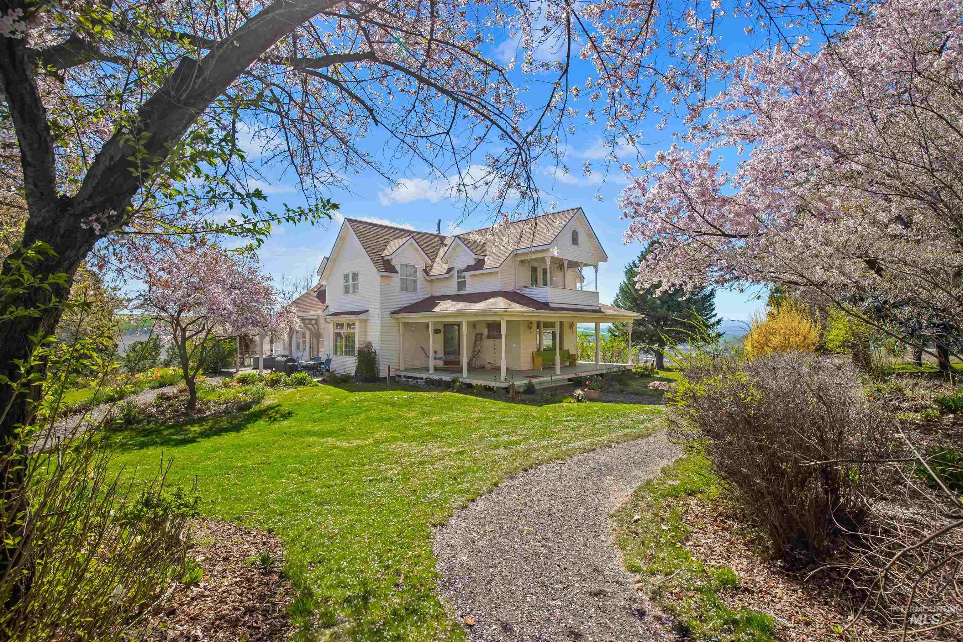 2134 Hemlock Ave, Lewiston