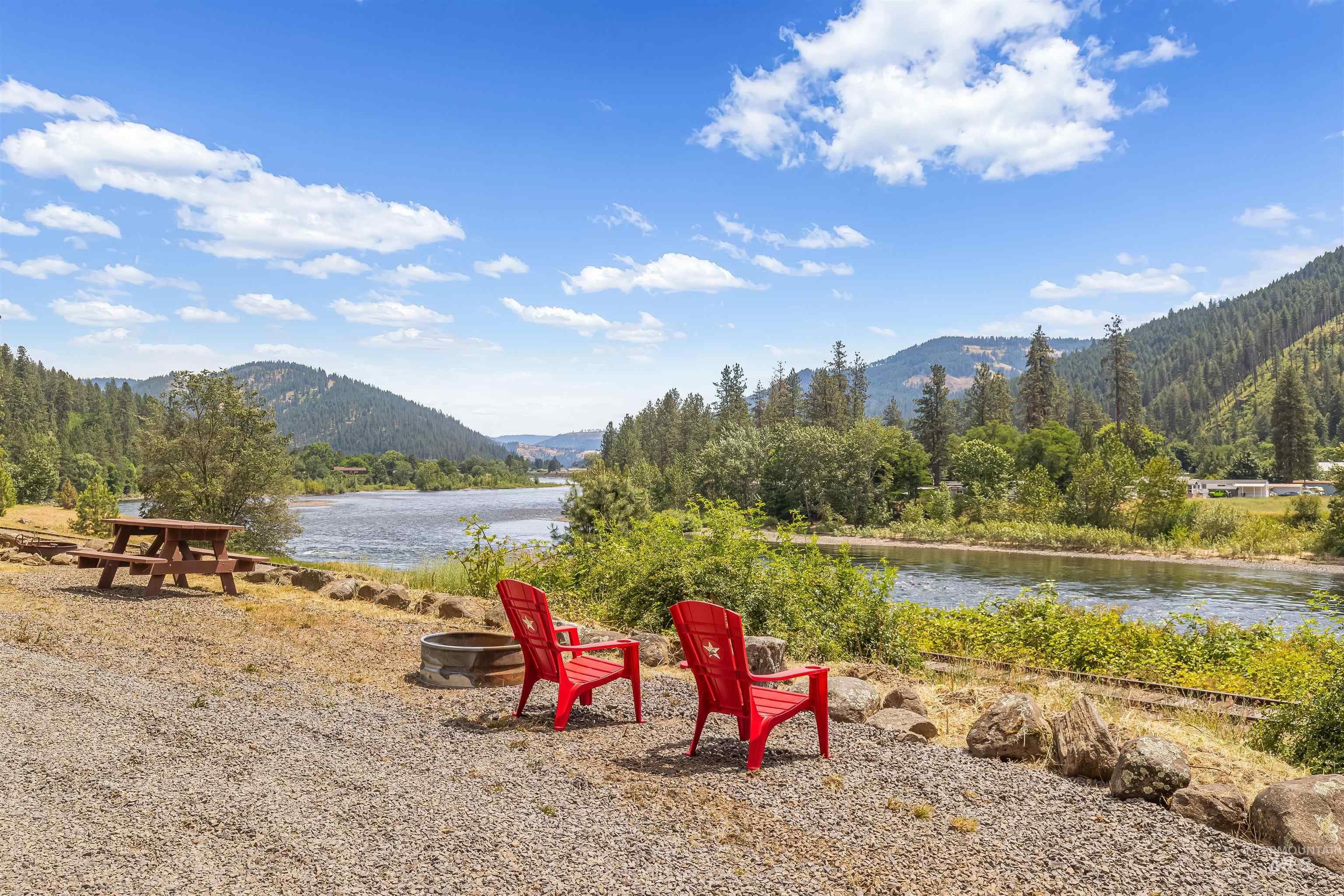 367 & 290 Trails End Rd, Ahsahka, ID 83520 — photo 2