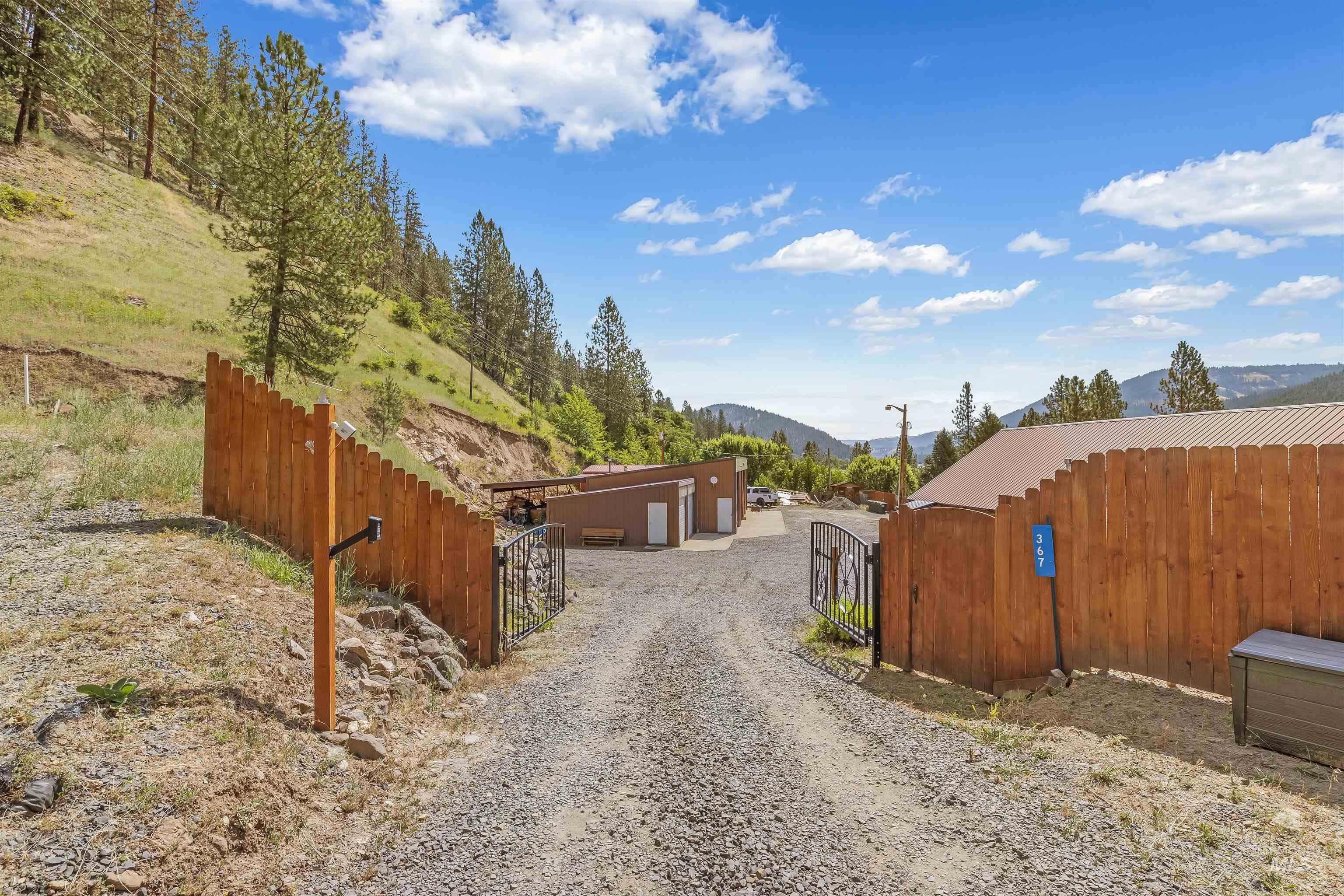 367 & 290 Trails End Rd, Ahsahka, ID 83520 — photo 5