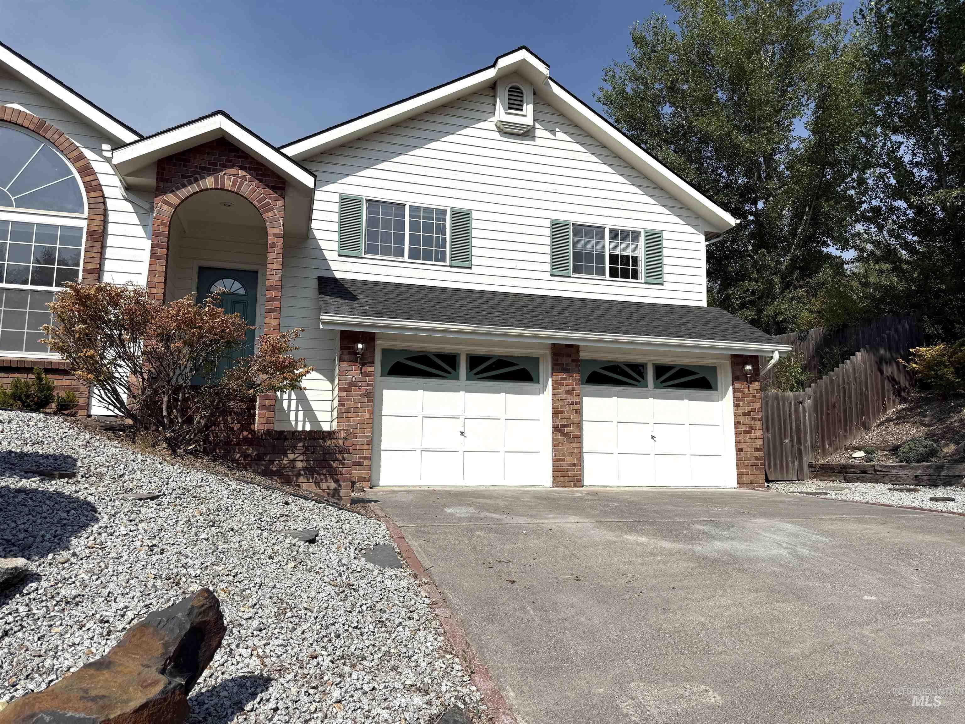 2025 Conestoga, Moscow, ID 83843 — photo 2