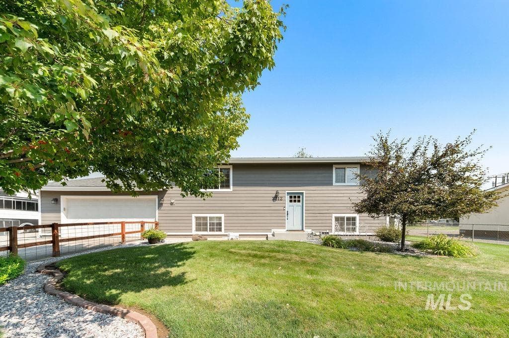 2212 10th Avenue, Clarkston, WA 99403 — photo 2