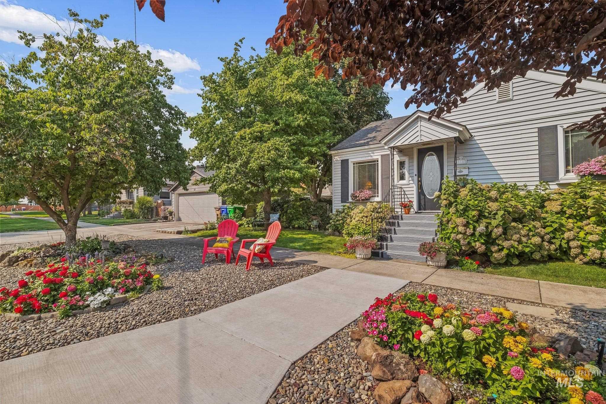 818 11th St, Lewiston, ID 83501 — photo 2