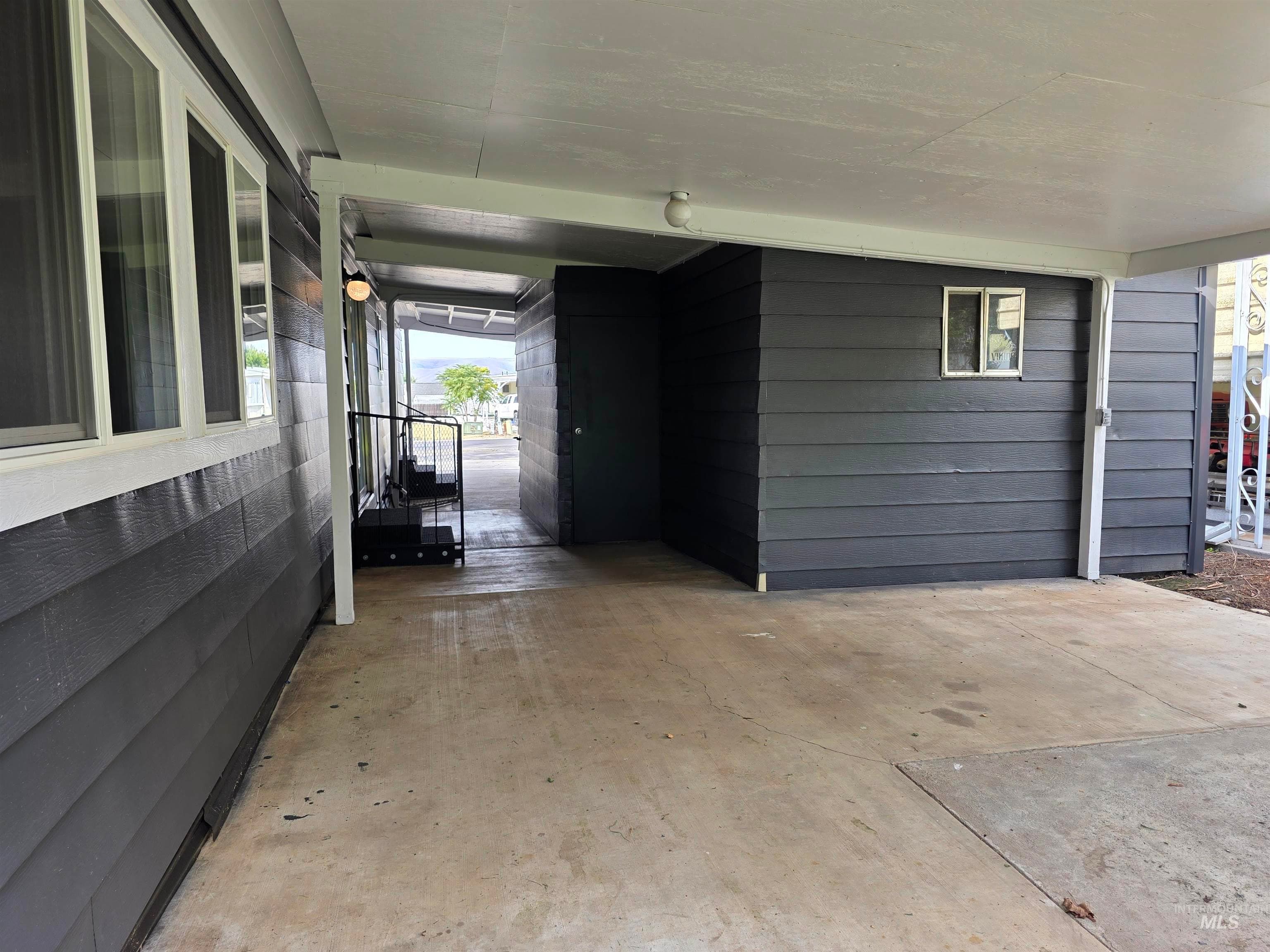 904 Hawthorne St, Lewiston, ID 83501 — photo 2