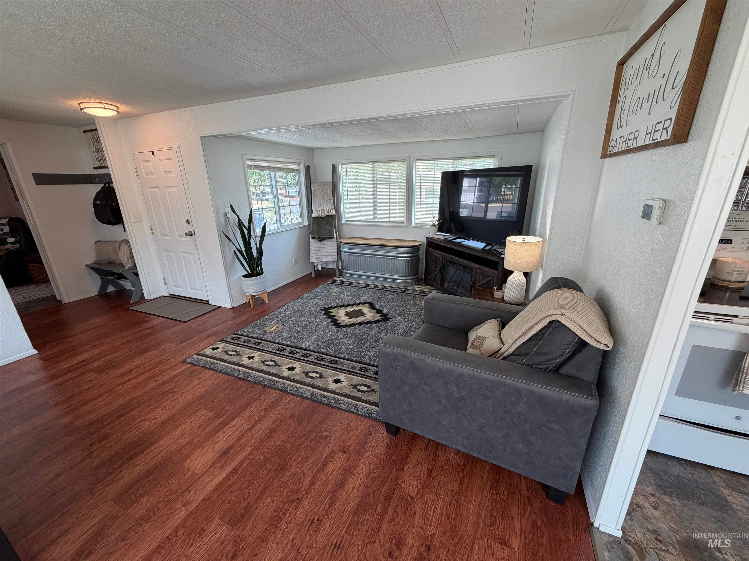 411 Almon #409, Moscow, ID 83843 — photo 2