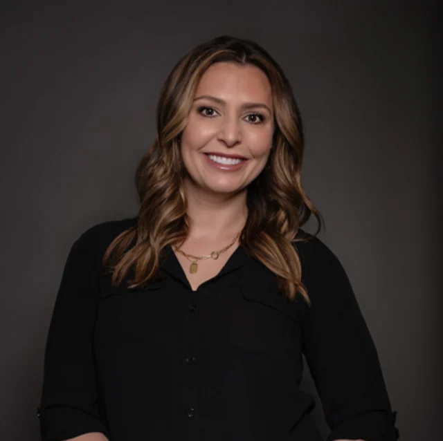 Tara Leer