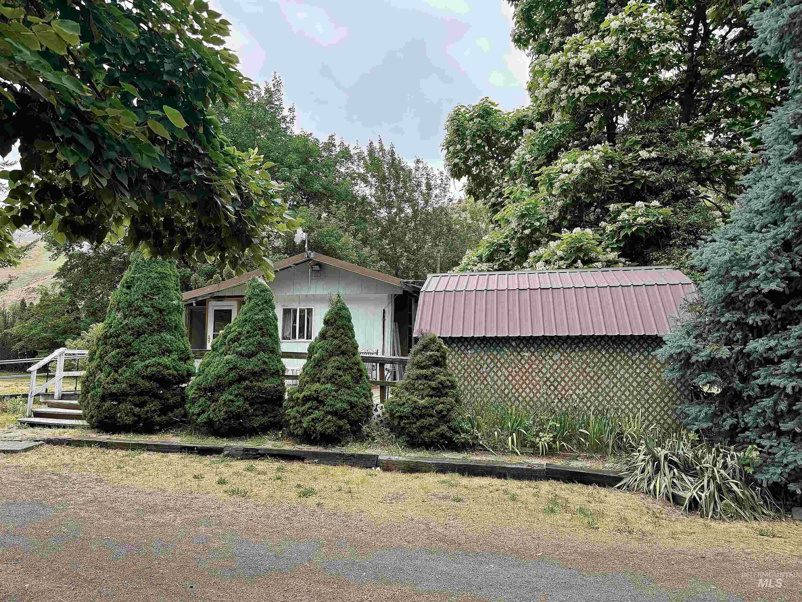 1590 Roby Road, Kamiah