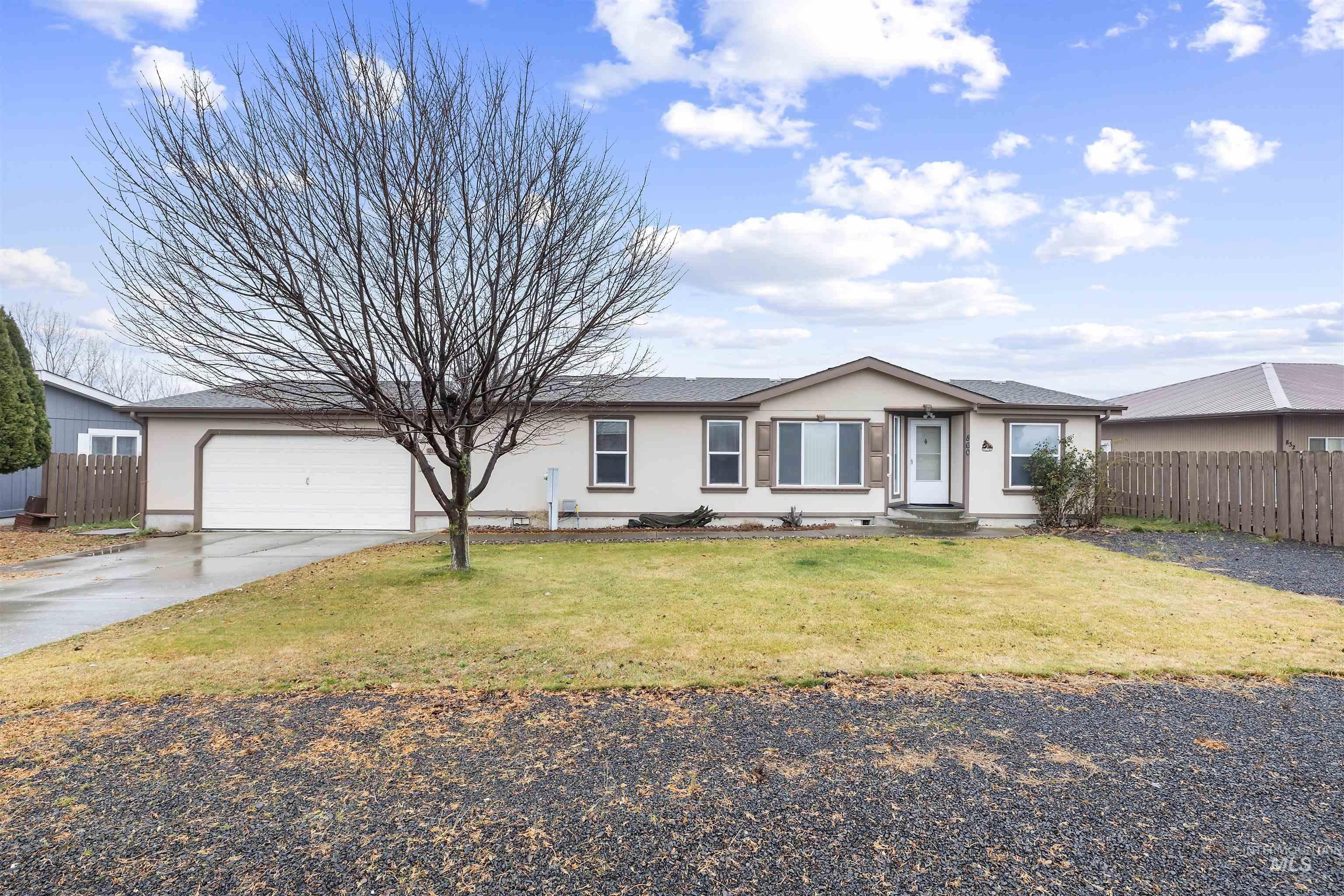 860 Eagles Point Blvd., Lewiston