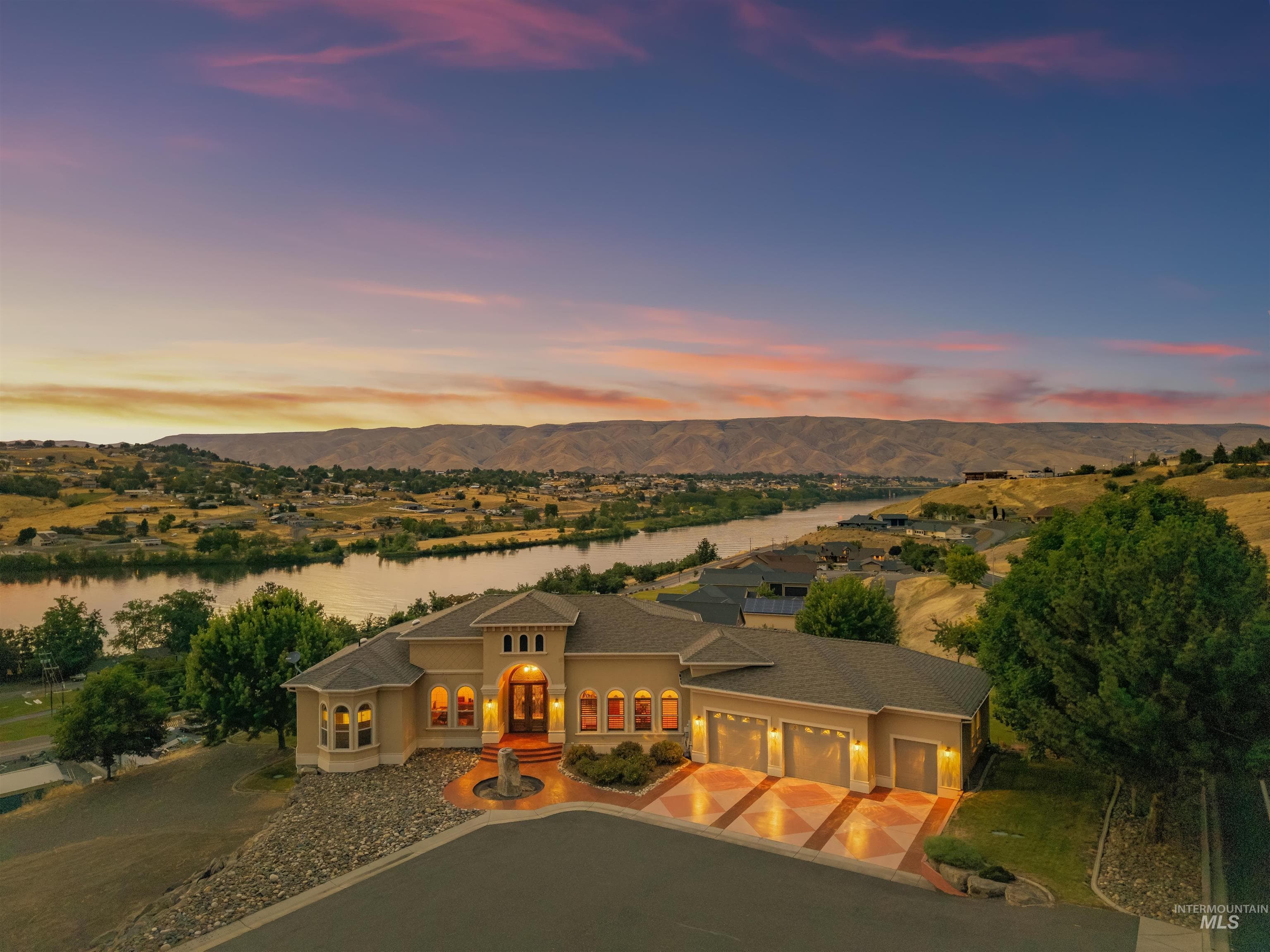 3902 Duthie Blvd, Lewiston