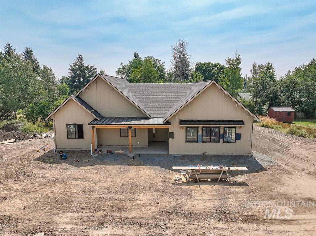 1062 Mountain View, Moscow