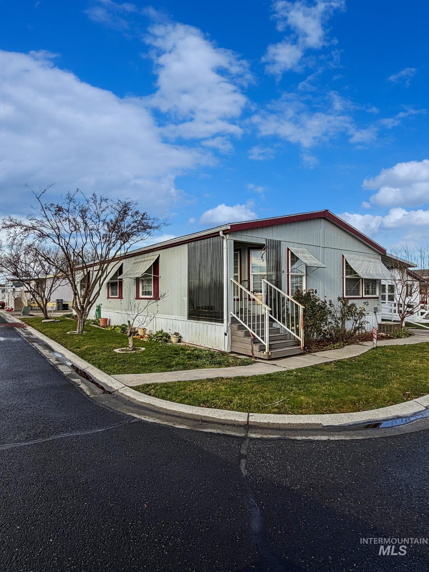 2115 6th Ave #26, Clarkston