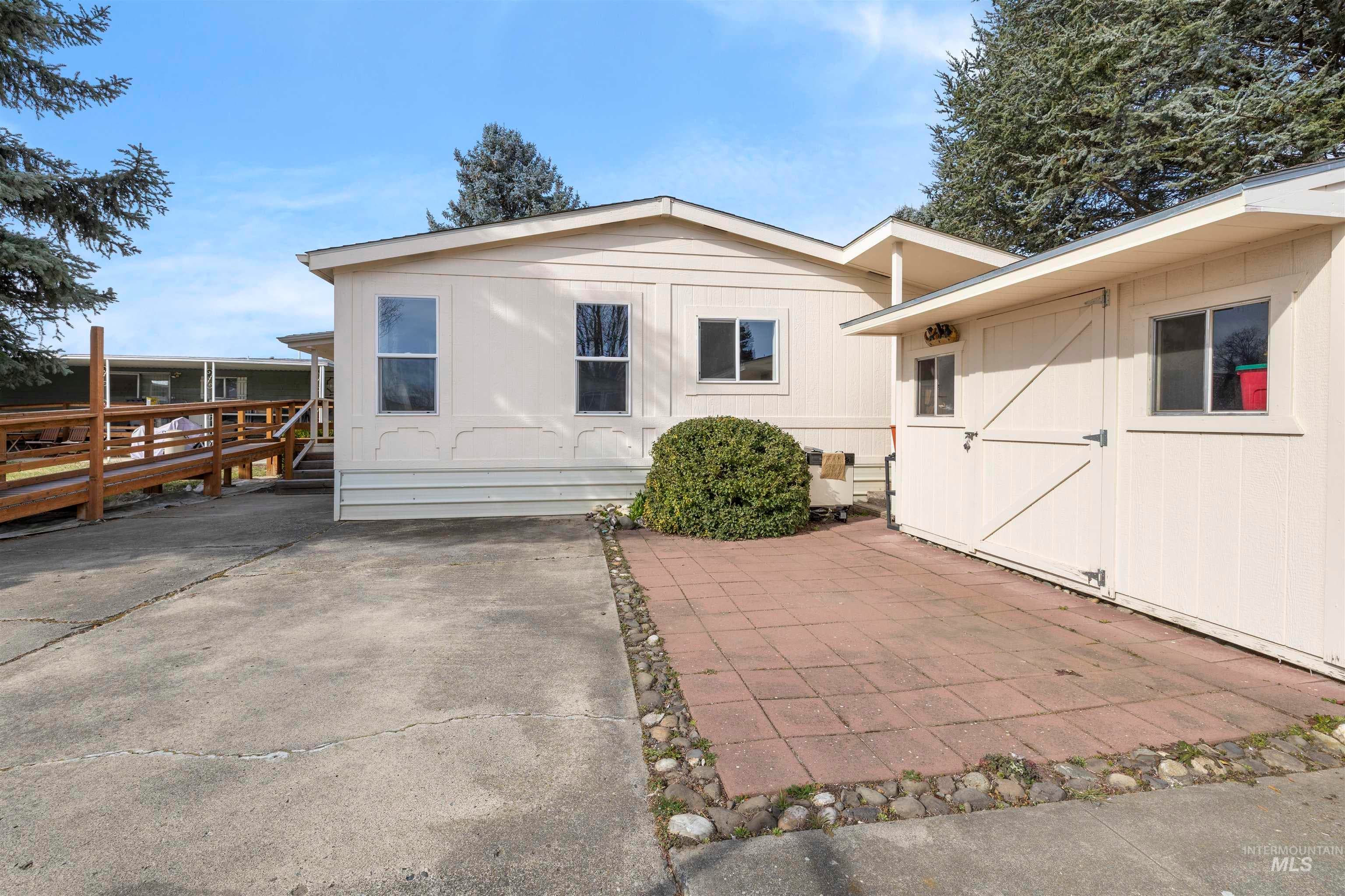2015 6th Avenue #102, Clarkston