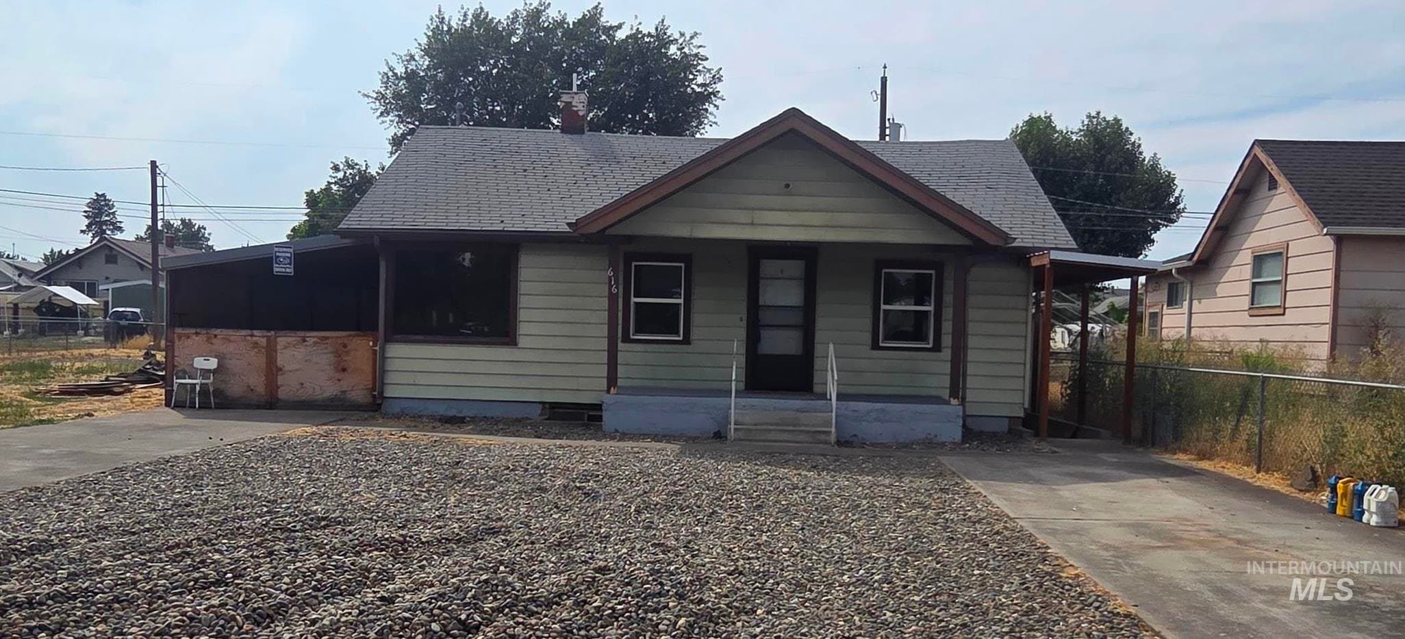 616 8th, Clarkston
