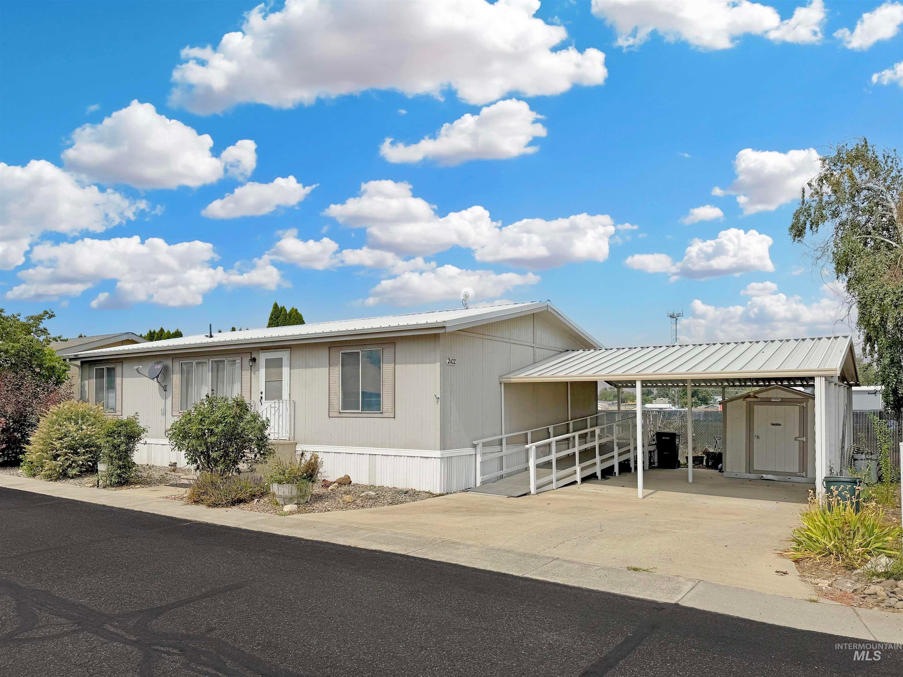 2102 Westwind Court, Clarkston