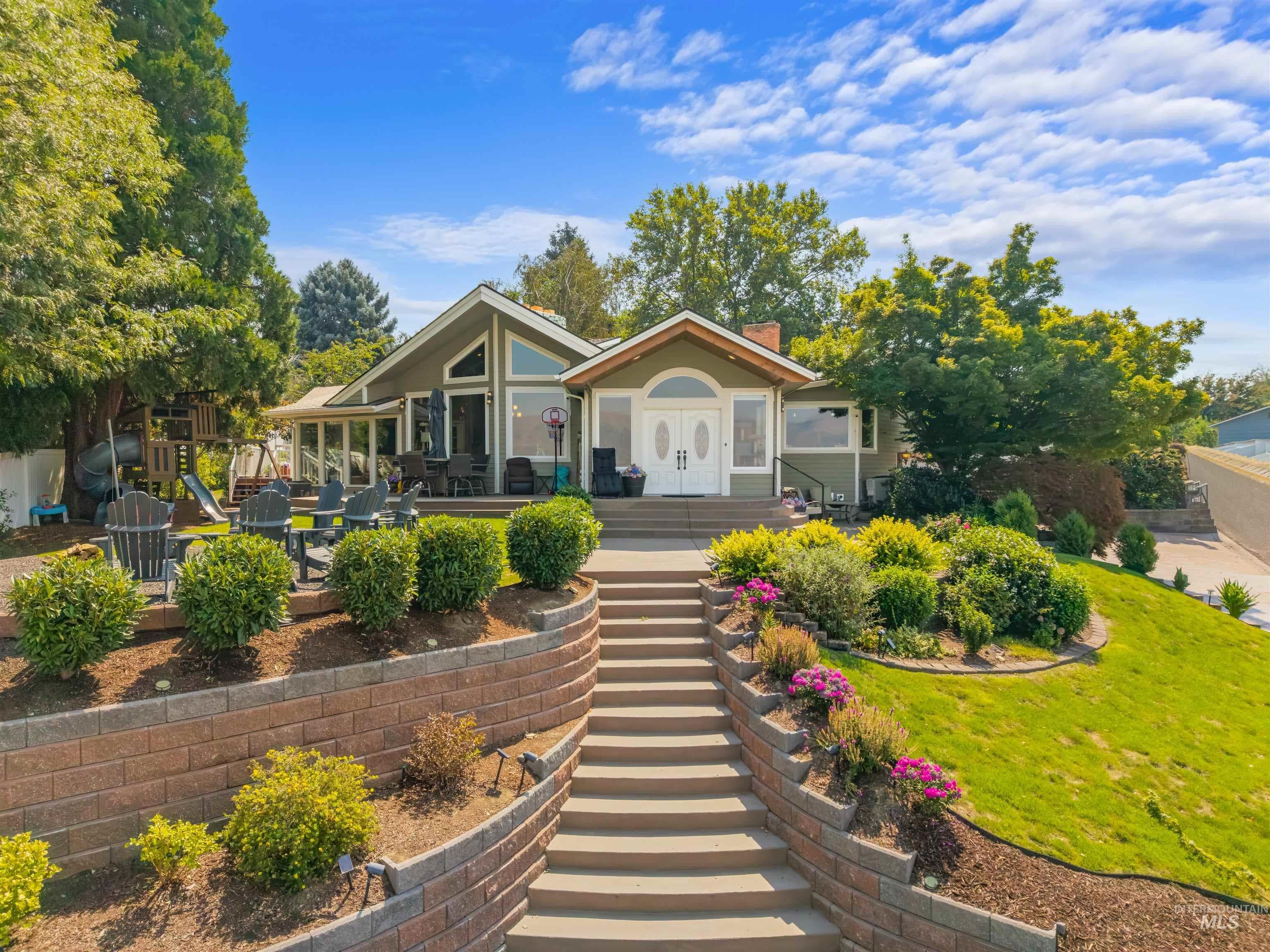 2953 Rivervew Terrace, Lewiston