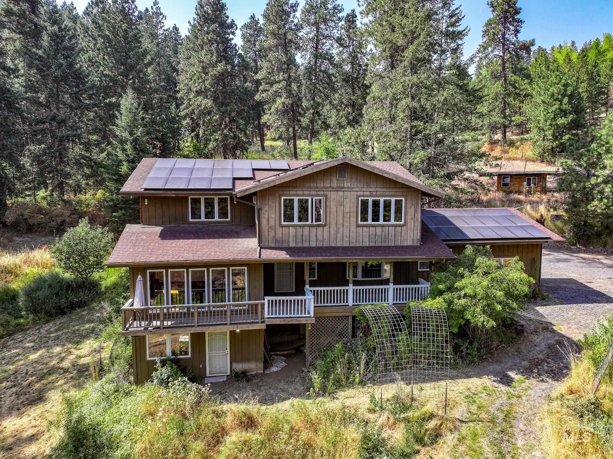 1045 Joyce Rd, Moscow